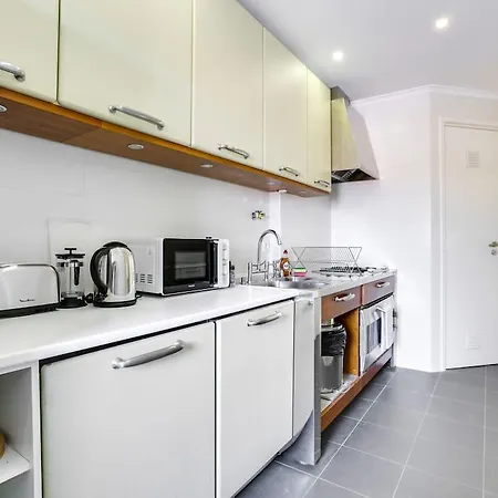 Apartment Elegant 3bed 2bath In Central *